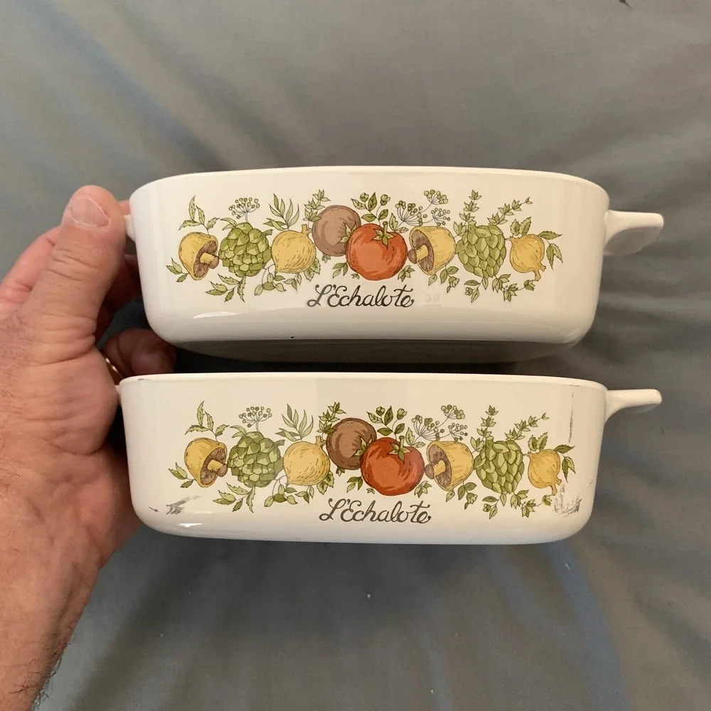 Vintage Corning Ware L'Echalote A-1-B 1 Quart Casserole Dish Vegetable Floral US